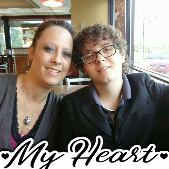 Meet your Posher, Sabrina - Picture 1 of 1